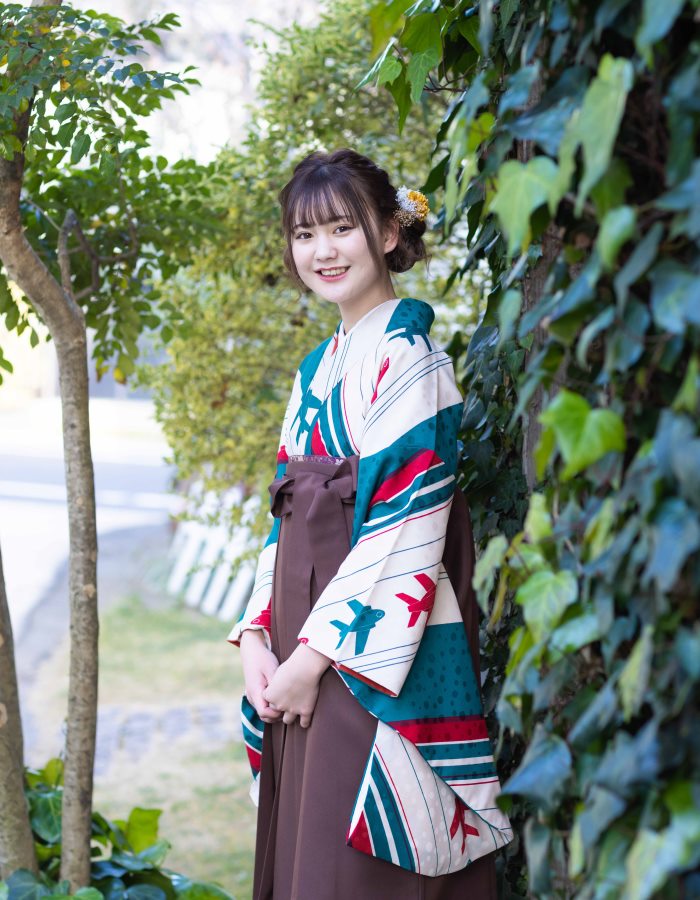 袴 卒業式 女性用 モダンアンテナ ブランド オリーブ × レッド 緑 赤 新古品 仕立て上がり 紐下2尺5寸 95cm Ｌサイズ みやがわ sb15064 袴 レンタル 卒業式 2尺袖着物 17点セット モダンアンテナ レトロ 袴
